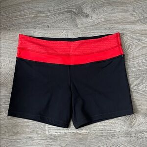 Lululemon Women's dark grey and coral/red Shorts
